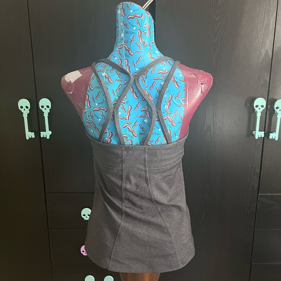 One Tooth Grey Tank top - Picture 2 of 2